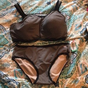 Natori Yogi sports bra